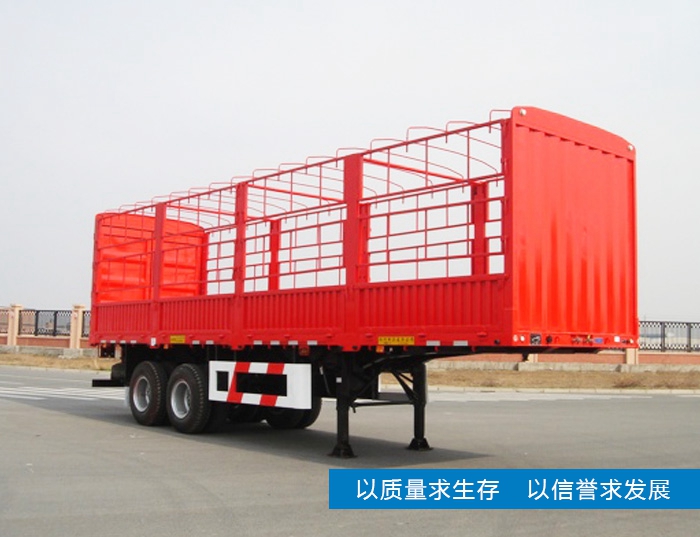 倉柵式半掛車